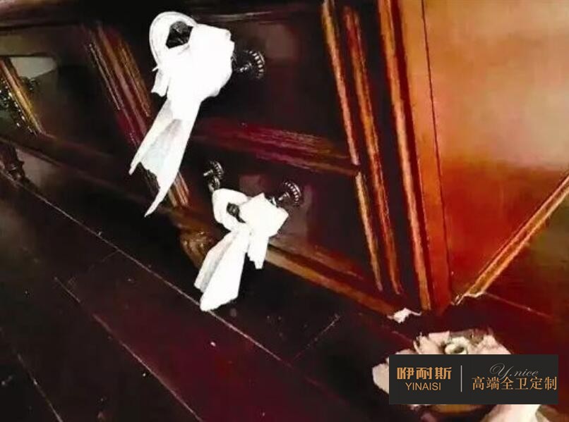 實木浴室柜為什么這么貴？